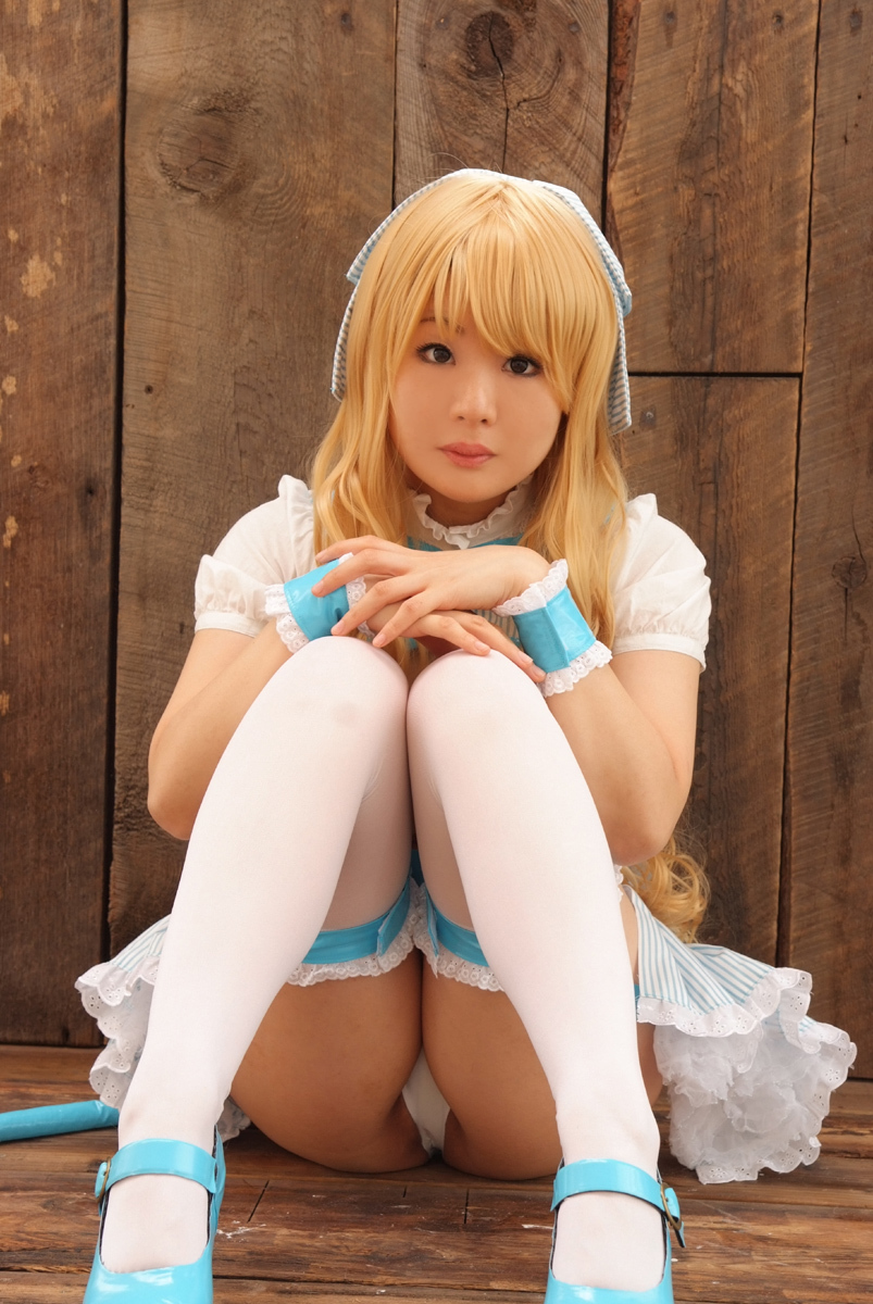 [Cosplay]  Night Cocoon Lovely  Hot Cosplayer gets naked